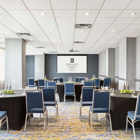 Embassy Suites By Hilton Toronto Airport Экстерьер фото