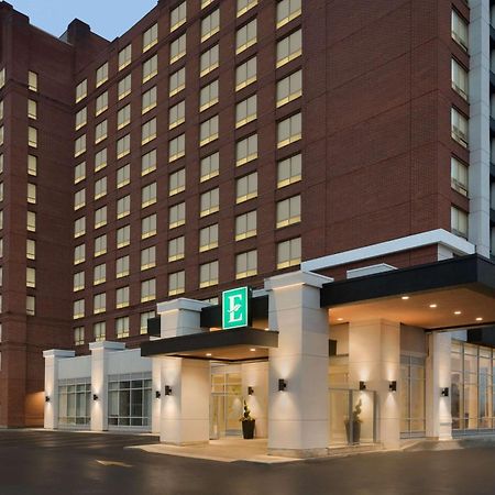 Embassy Suites By Hilton Toronto Airport Экстерьер фото