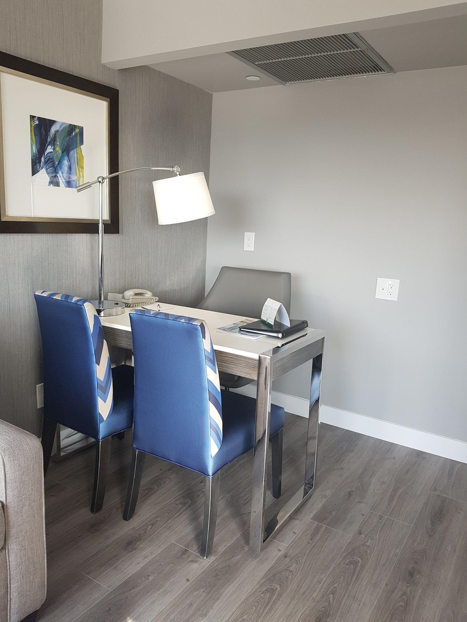 Embassy Suites By Hilton Toronto Airport Экстерьер фото