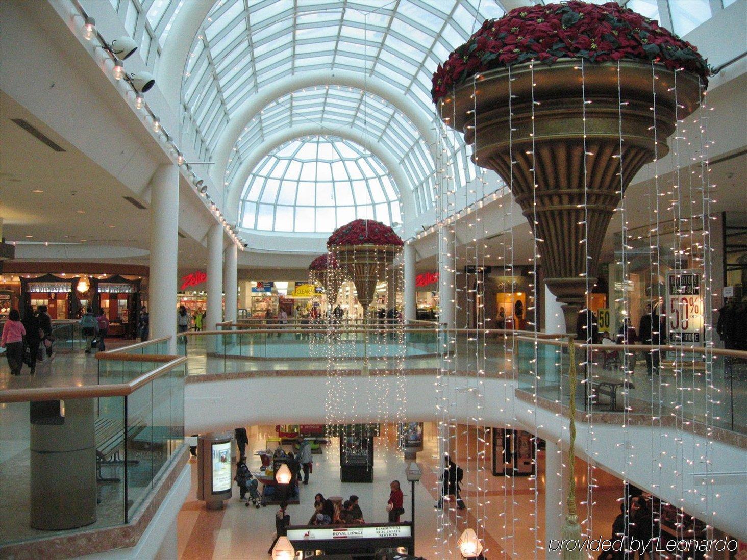 Embassy Suites By Hilton Toronto Airport Интерьер фото
